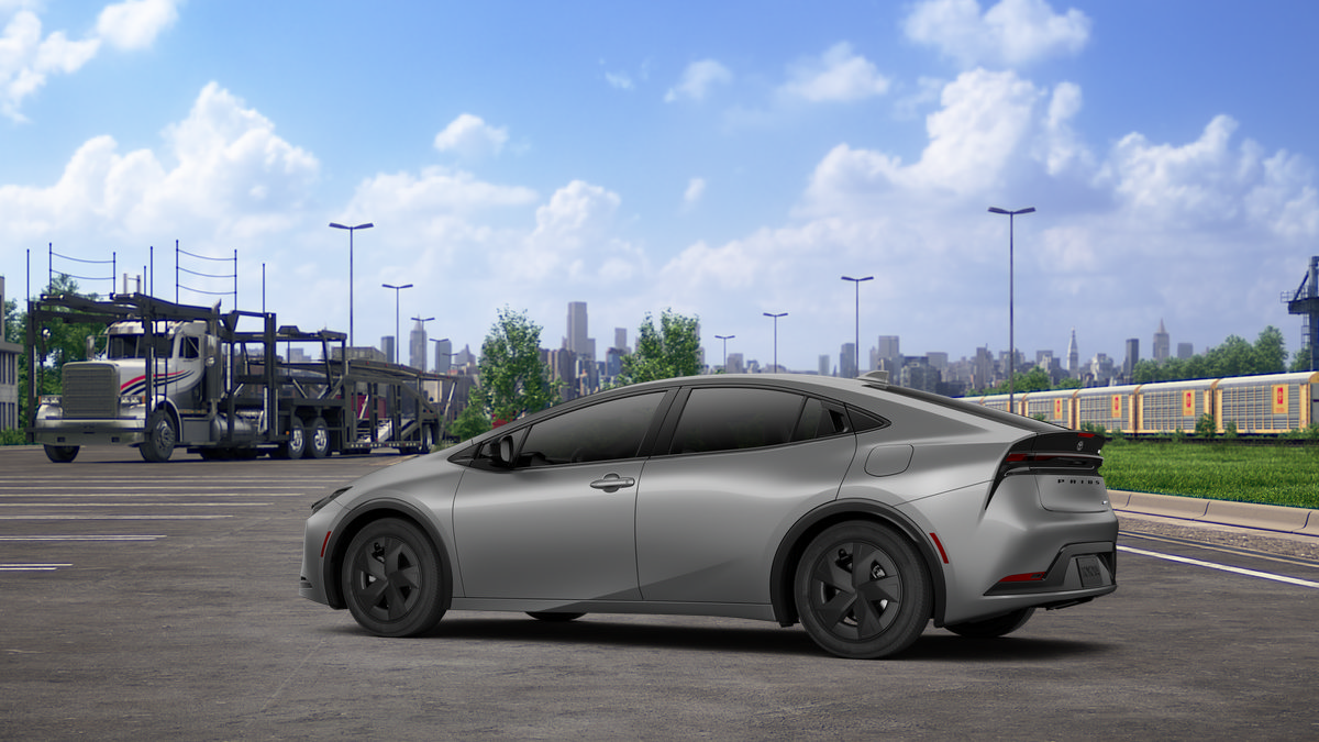 New 2027 Toyota Prius LE FWD image 7