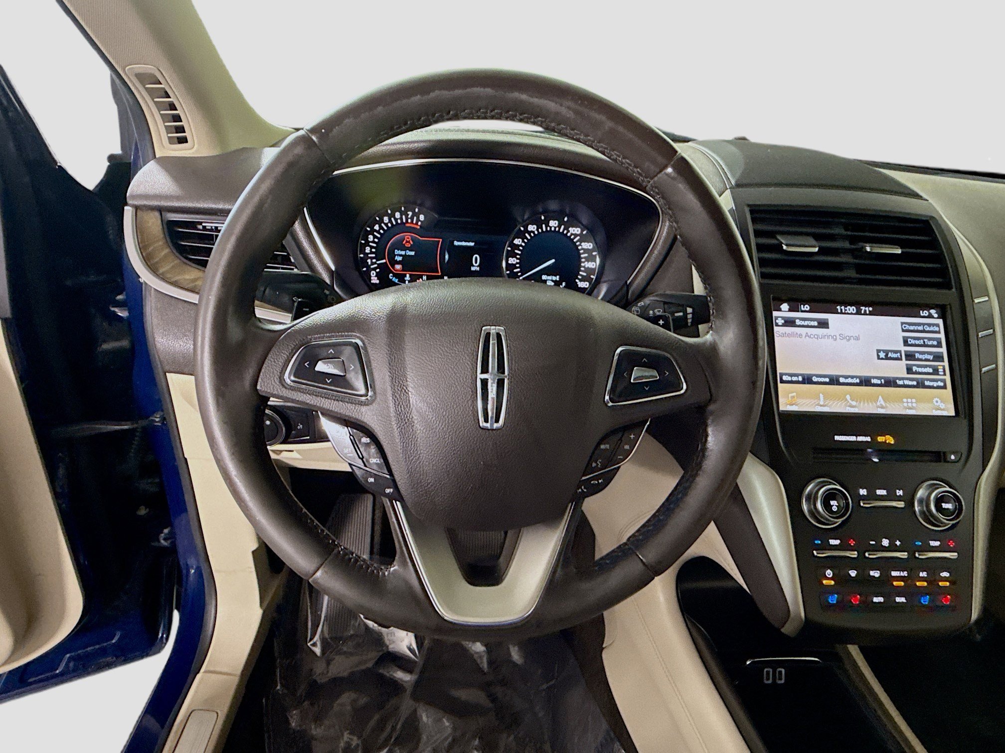 Used 2018 Lincoln MKC Reserve w/ Lincoln MKC Climate Package image 13