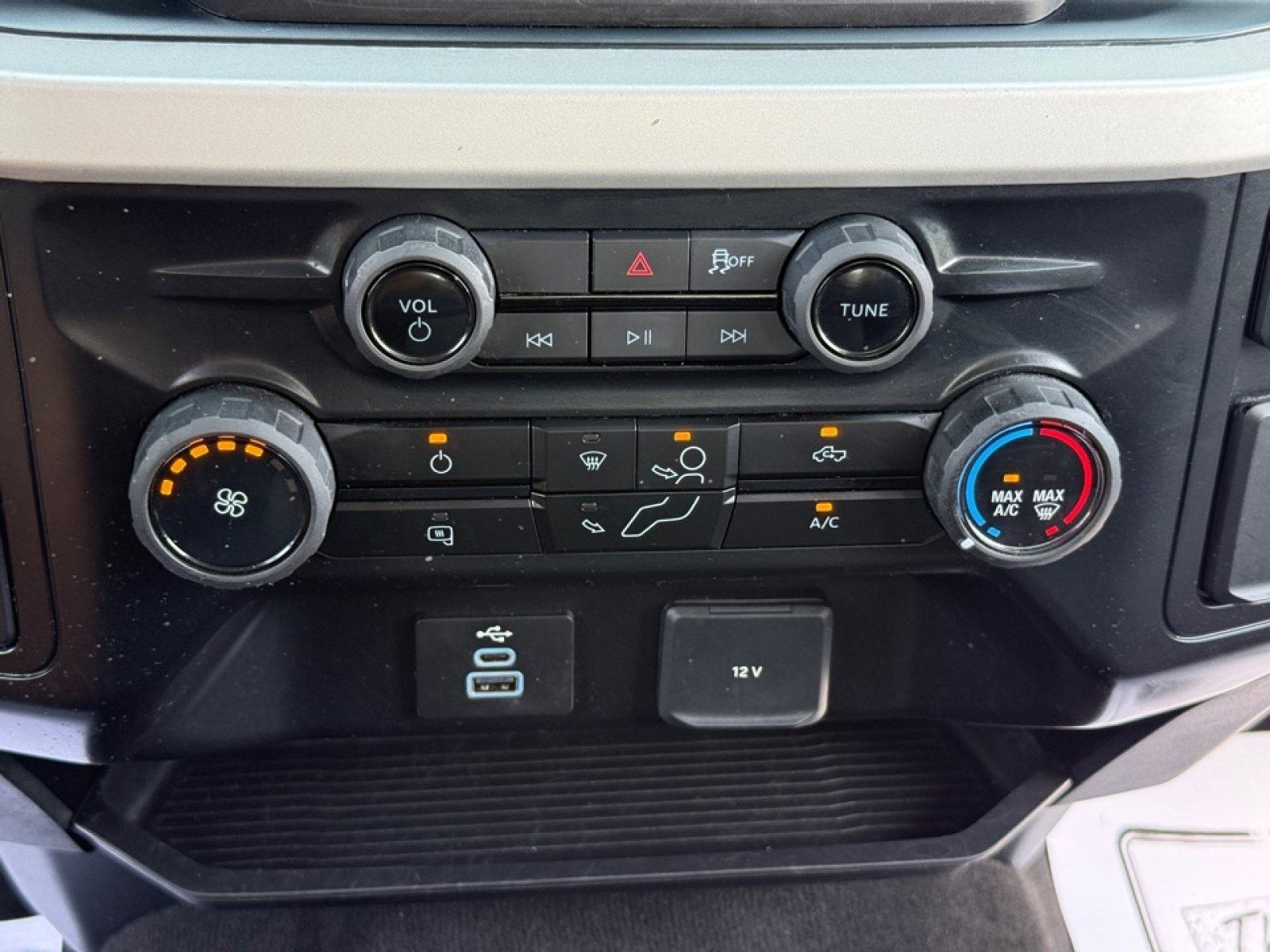 Used 2026 Ford F350 XLT AWD/4WD image 16