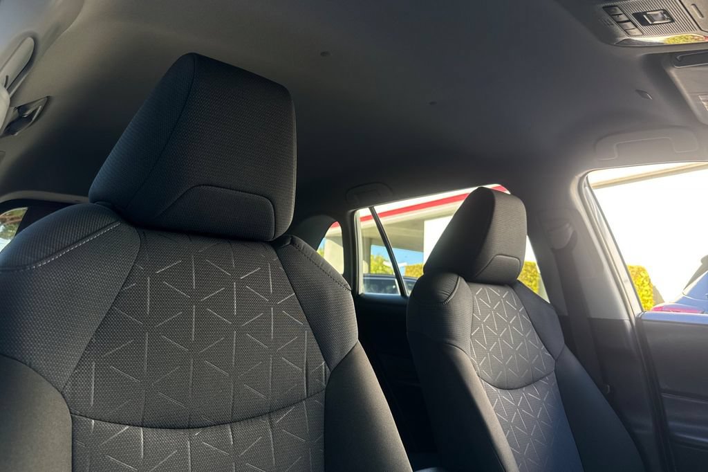 Certified 2025 Toyota RAV4 XLE AWD/4WD image 16