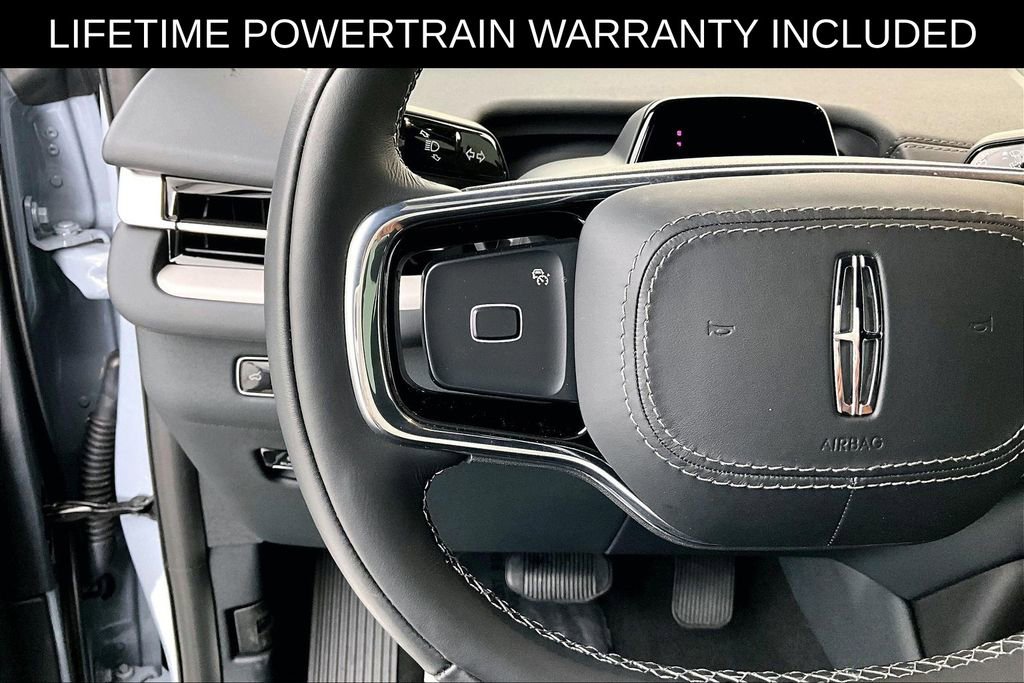 Used 2025 Lincoln Navigator Reserve w/ Jet Appearance Package image 26