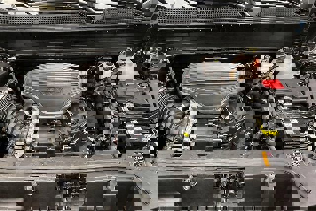 Certified 2023 GMC Acadia SLT w/ Technology Package image 28