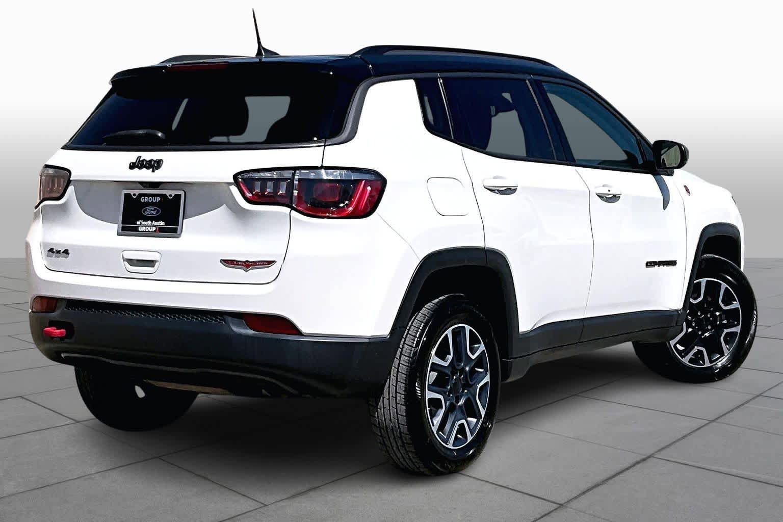 Used 2019 Jeep Compass Trailhawk w/ Leather Interior Group image 13
