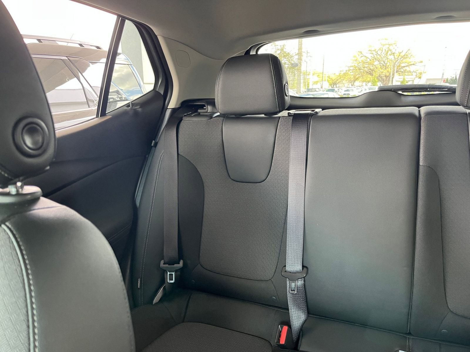 Used 2025 Buick Encore GX Preferred image 39