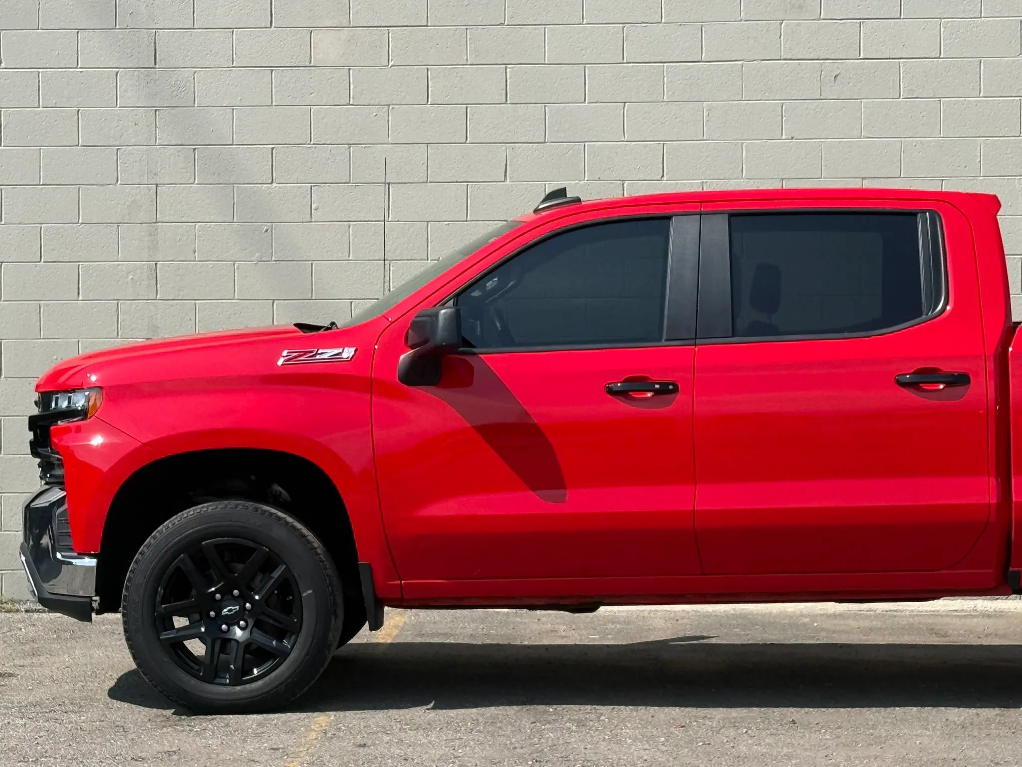 Used 2021 Chevrolet Silverado 1500 LT Trail Boss w/ Convenience Package II AWD/4WD image 4