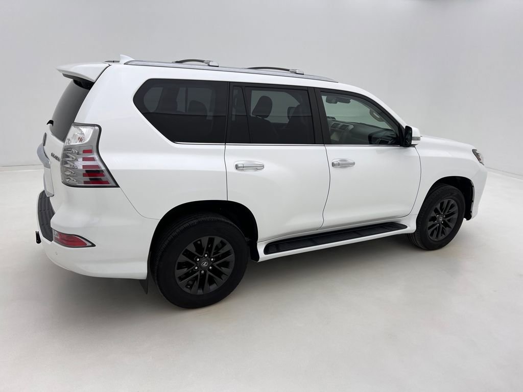 Used 2020 Lexus GX 460 Premium w/ Premium Package image 6
