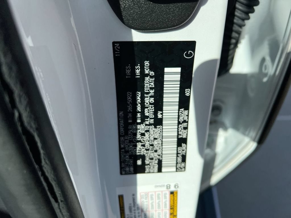 Certified 2024 Lexus GX 550 w/ Accessory Package (Z1) AWD/4WD image 24