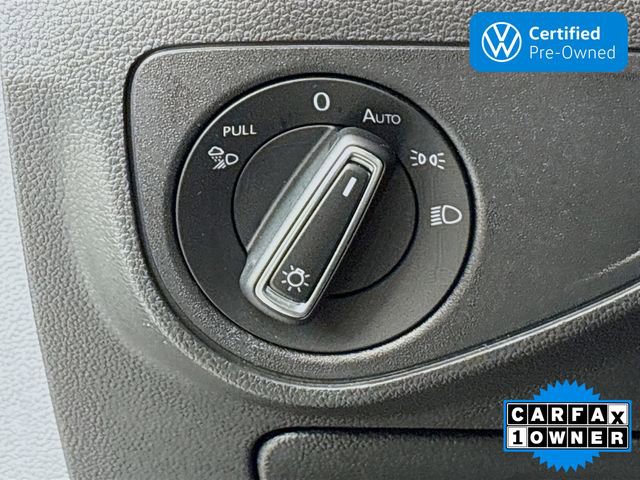 Certified 2022 Volkswagen Atlas Cross Sport SEL image 10