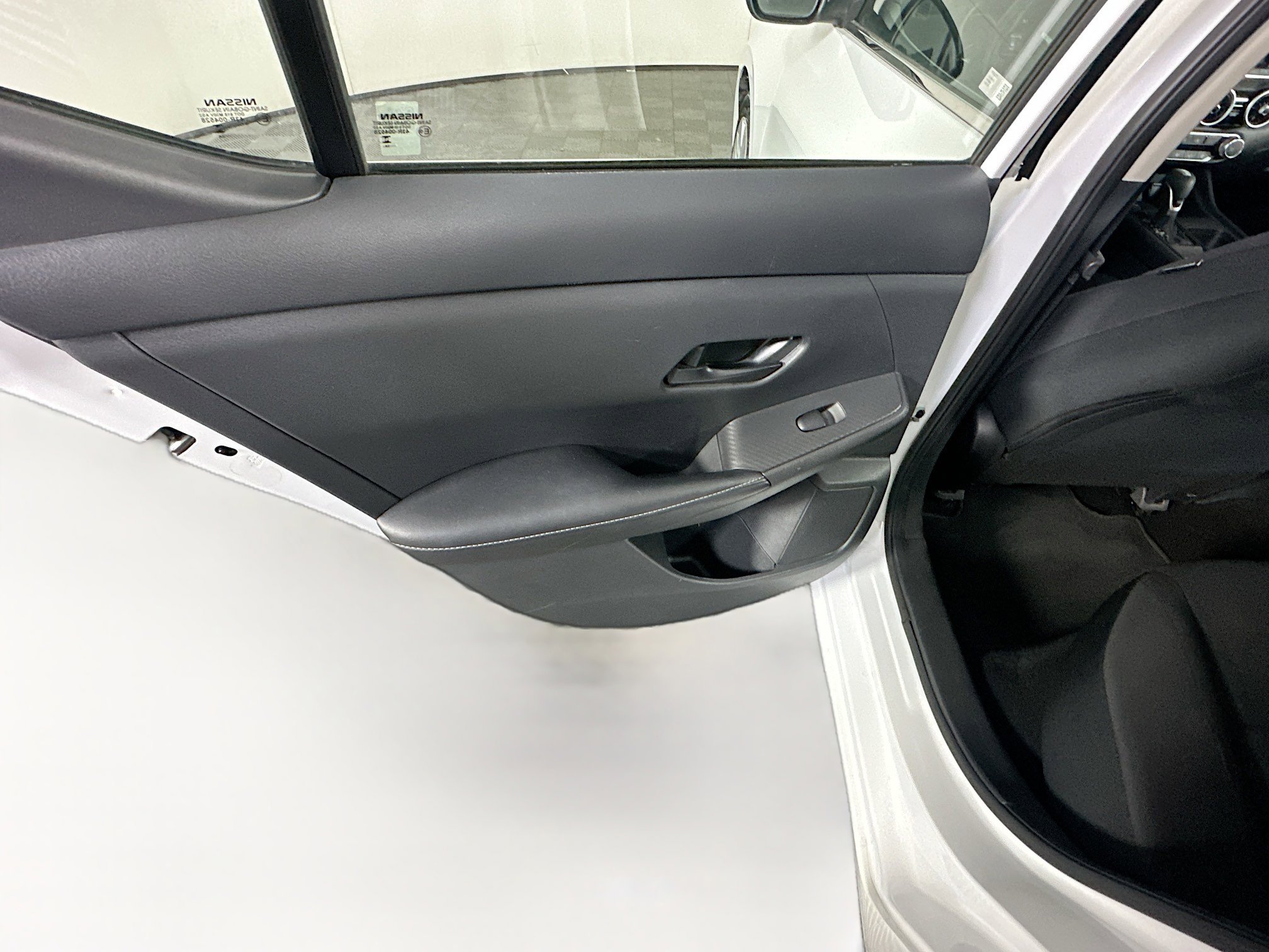 Used 2024 Nissan Sentra S image 25