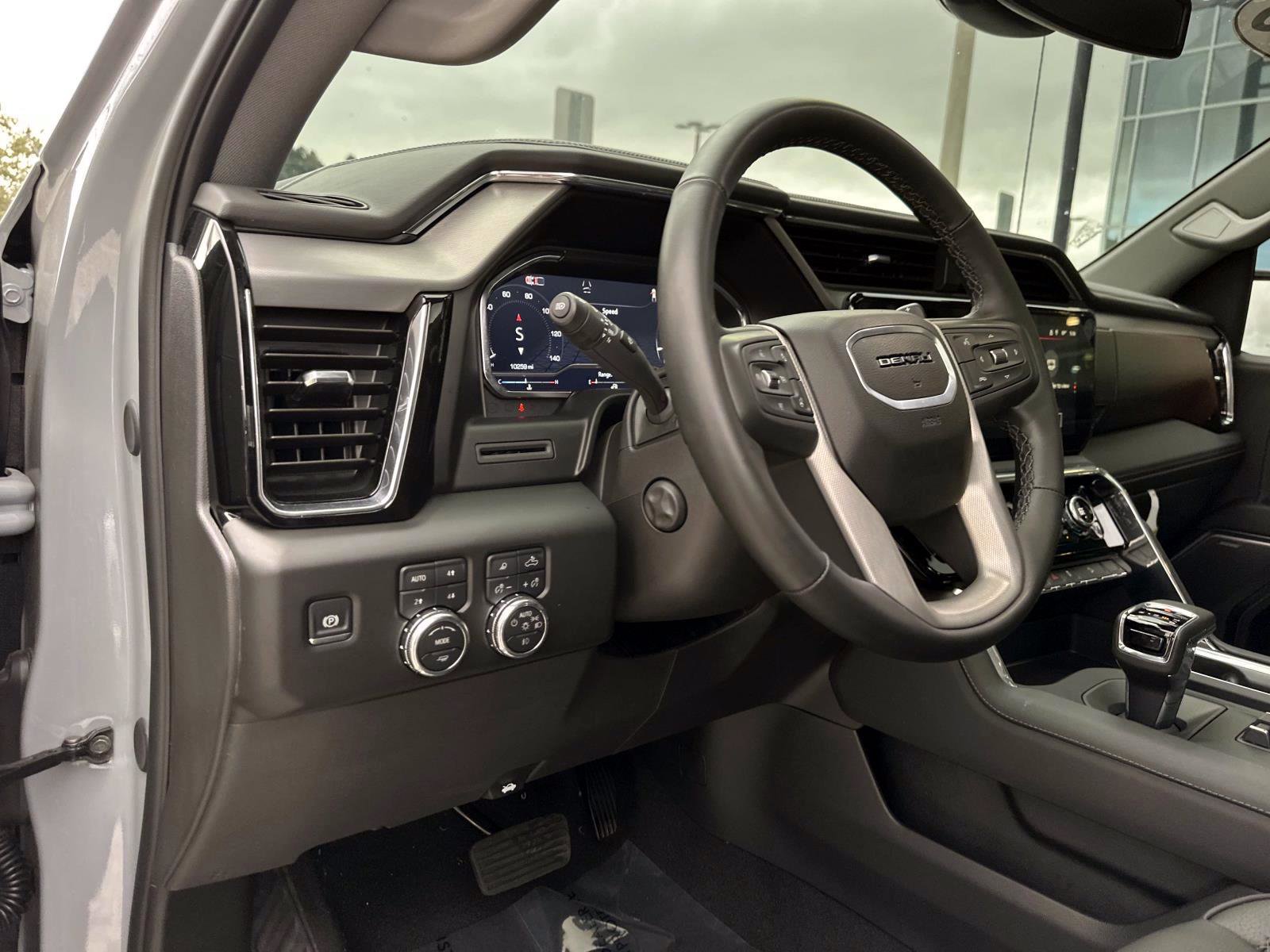 Used 2025 GMC Sierra 1500 Denali image 20