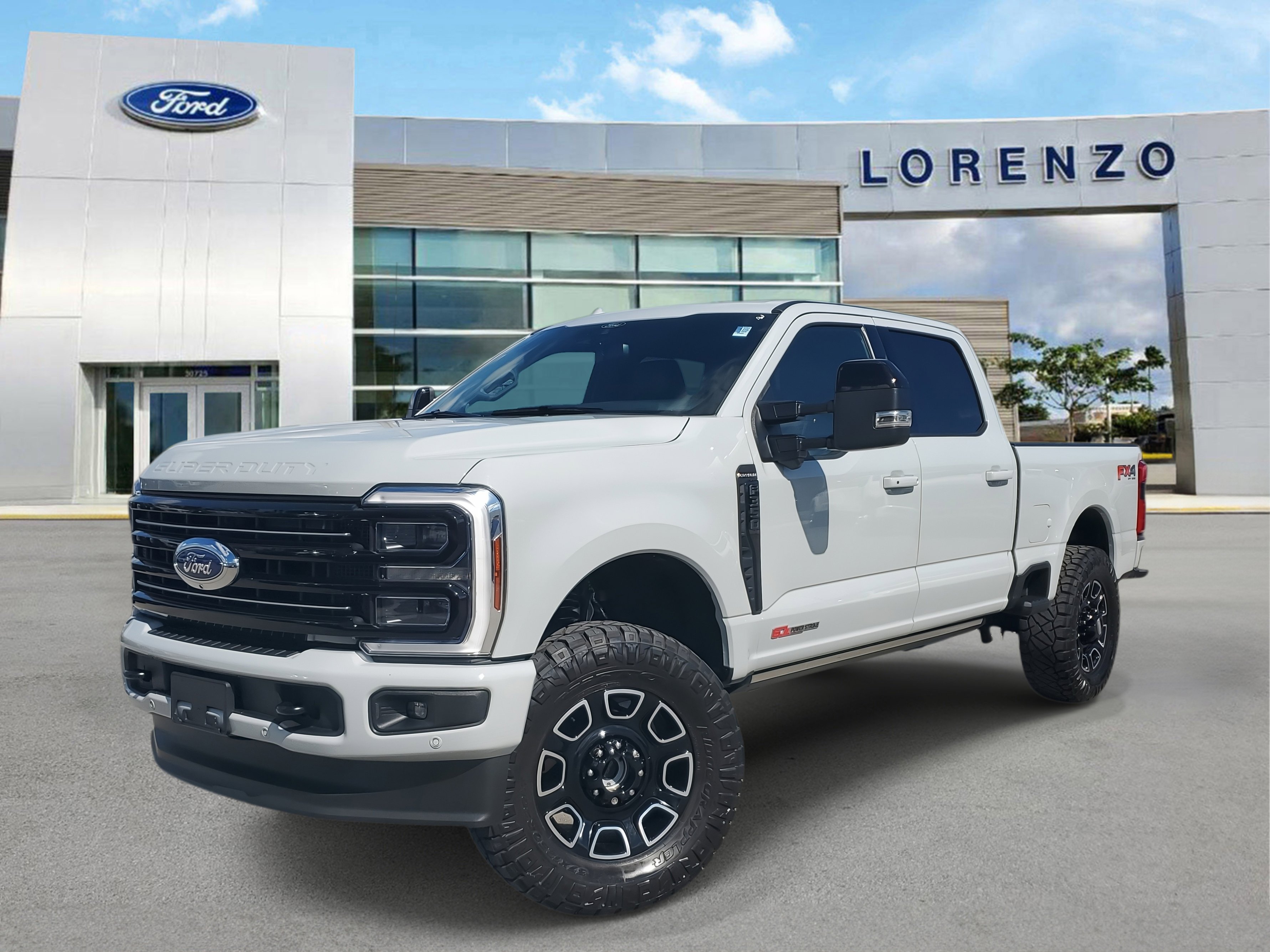 Used 2025 Ford F350 Platinum image 1