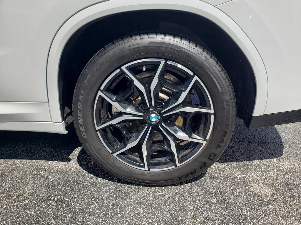 Used 2024 BMW X4 xDrive30i w/ Premium Package AWD/4WD image 33