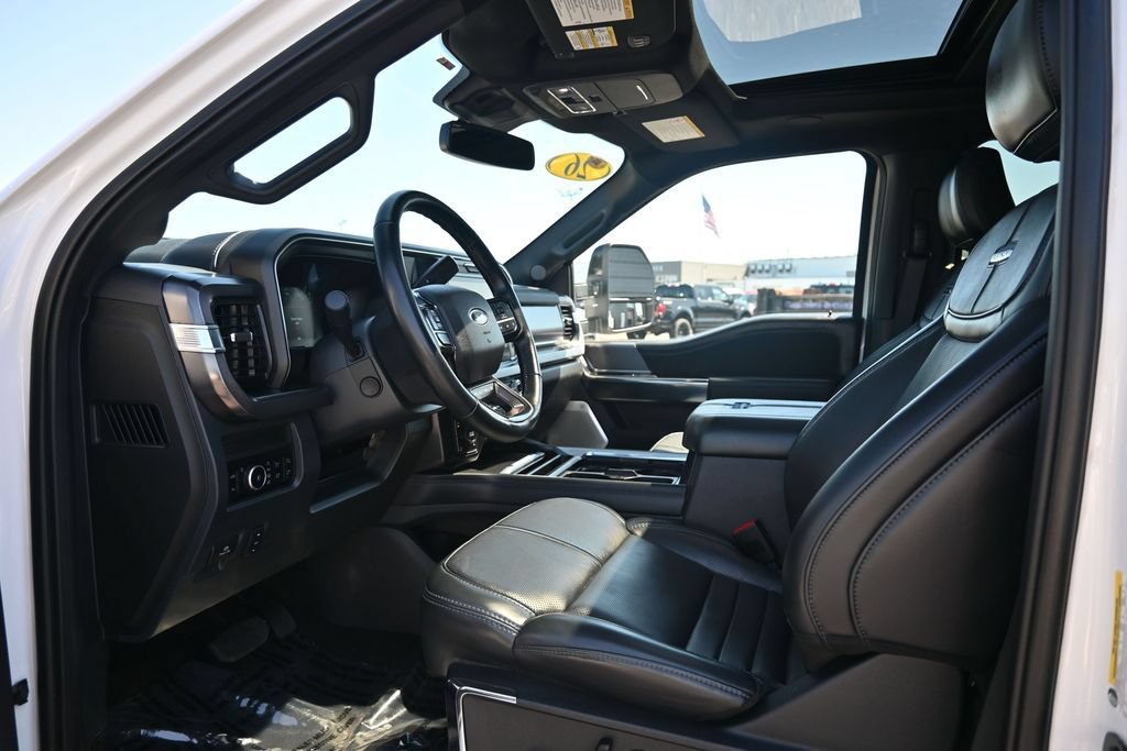 Used 2026 Ford F250 Platinum AWD/4WD image 17