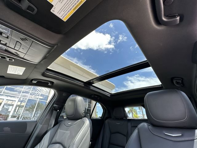 Certified 2022 Cadillac XT4 Premium Luxury w/ Enhanced Visibility Package image 28