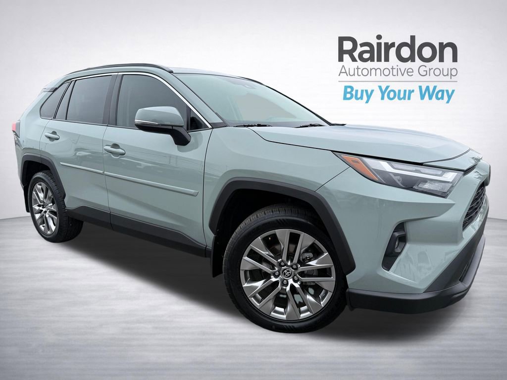 Used 2023 Toyota RAV4 XLE Premium image 1