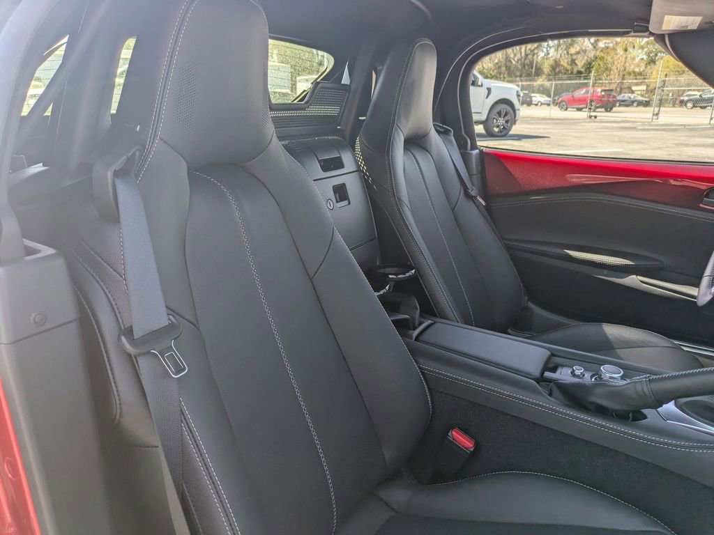 Certified 2025 MAZDA MX-5 Miata Grand Touring image 25