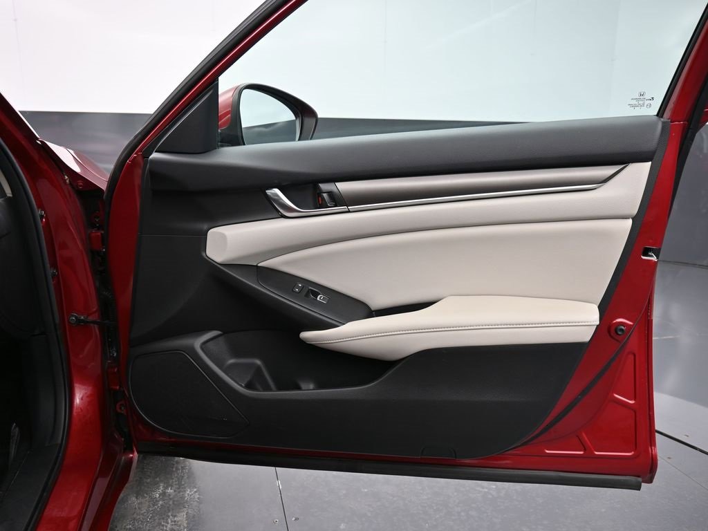 Used 2020 Honda Accord LX image 38