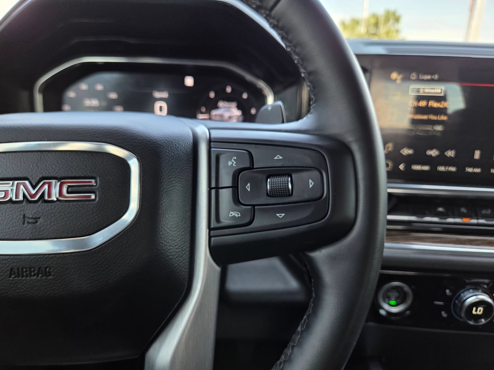 Used 2024 GMC Sierra 1500 Elevation RWD image 41