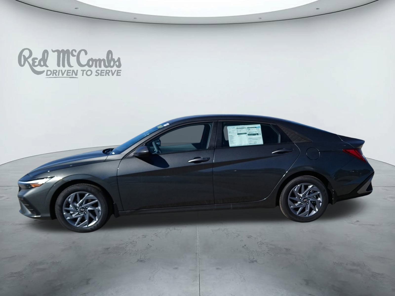 New 2025 Hyundai Elantra Blue image 2