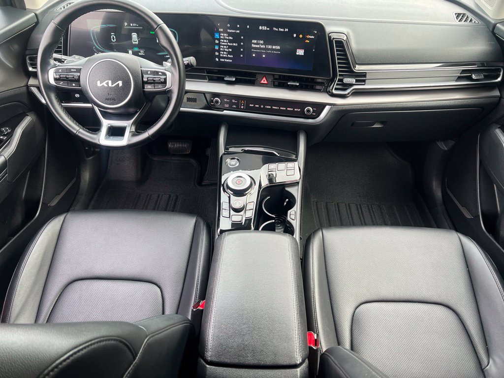 Certified 2025 Kia Sportage EX AWD/4WD image 17