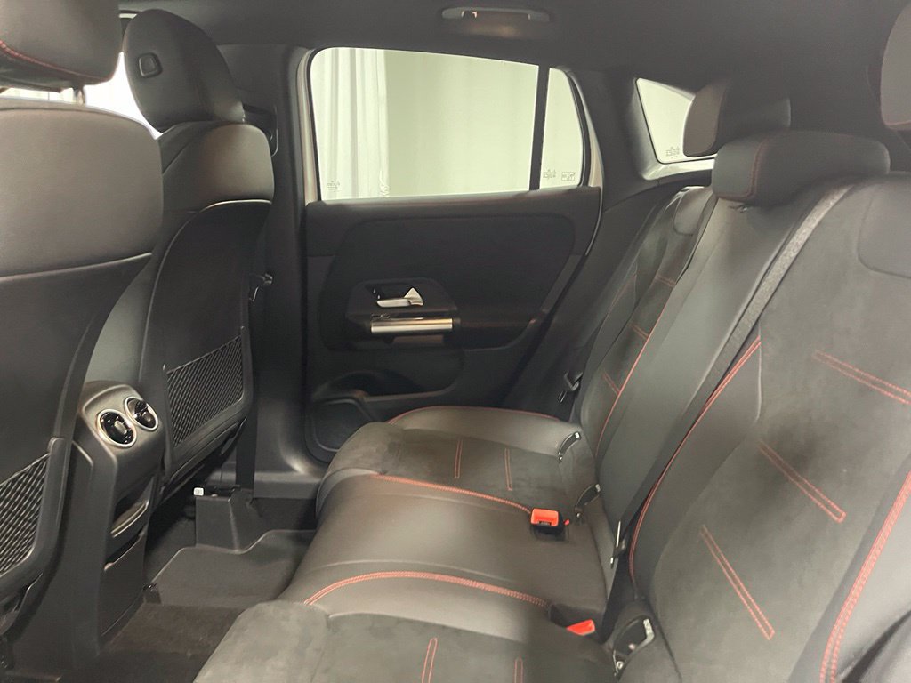 Used 2024 Mercedes-Benz GLA 250 image 25