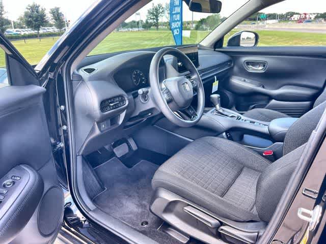 Certified 2026 Honda HR-V LX image 3