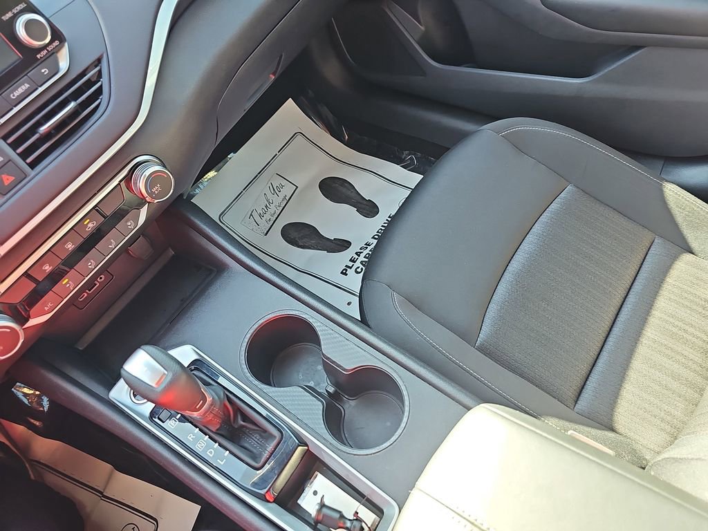 Used 2025 Nissan Altima 2.5 S image 28