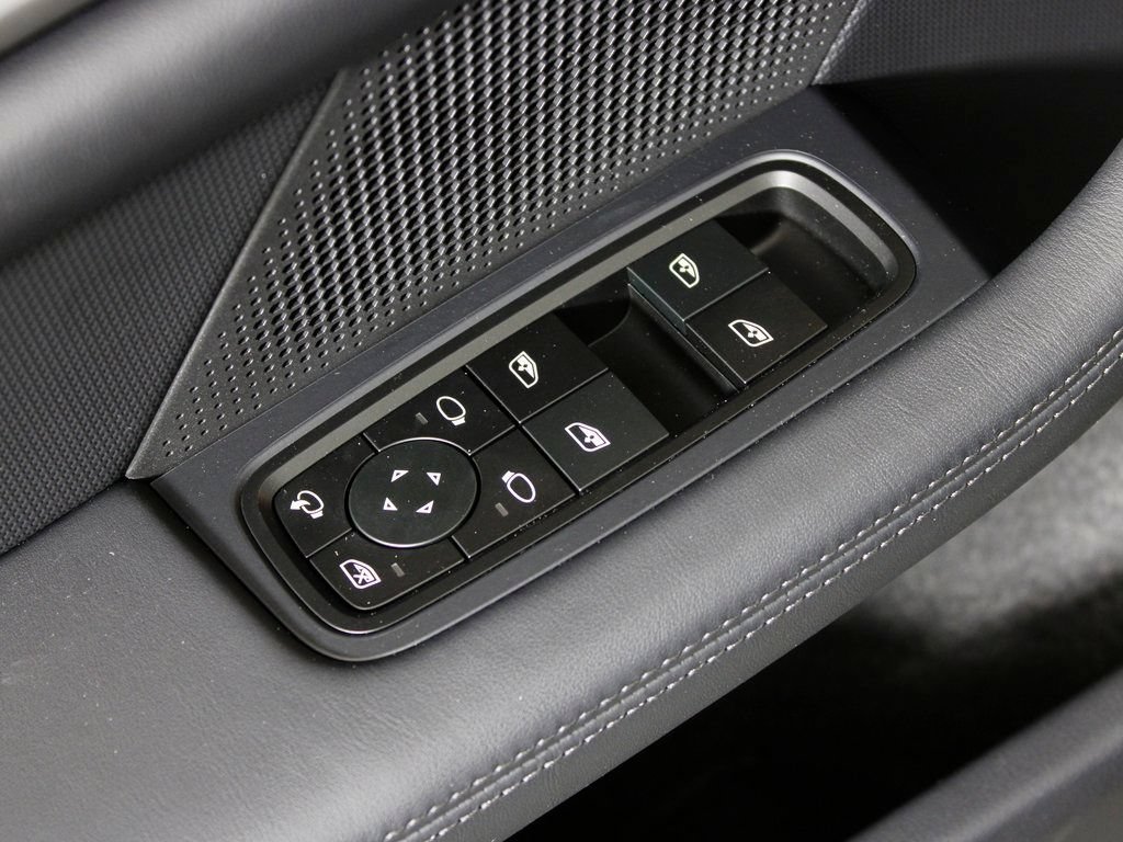 Certified 2026 Porsche Taycan AWD/4WD image 16