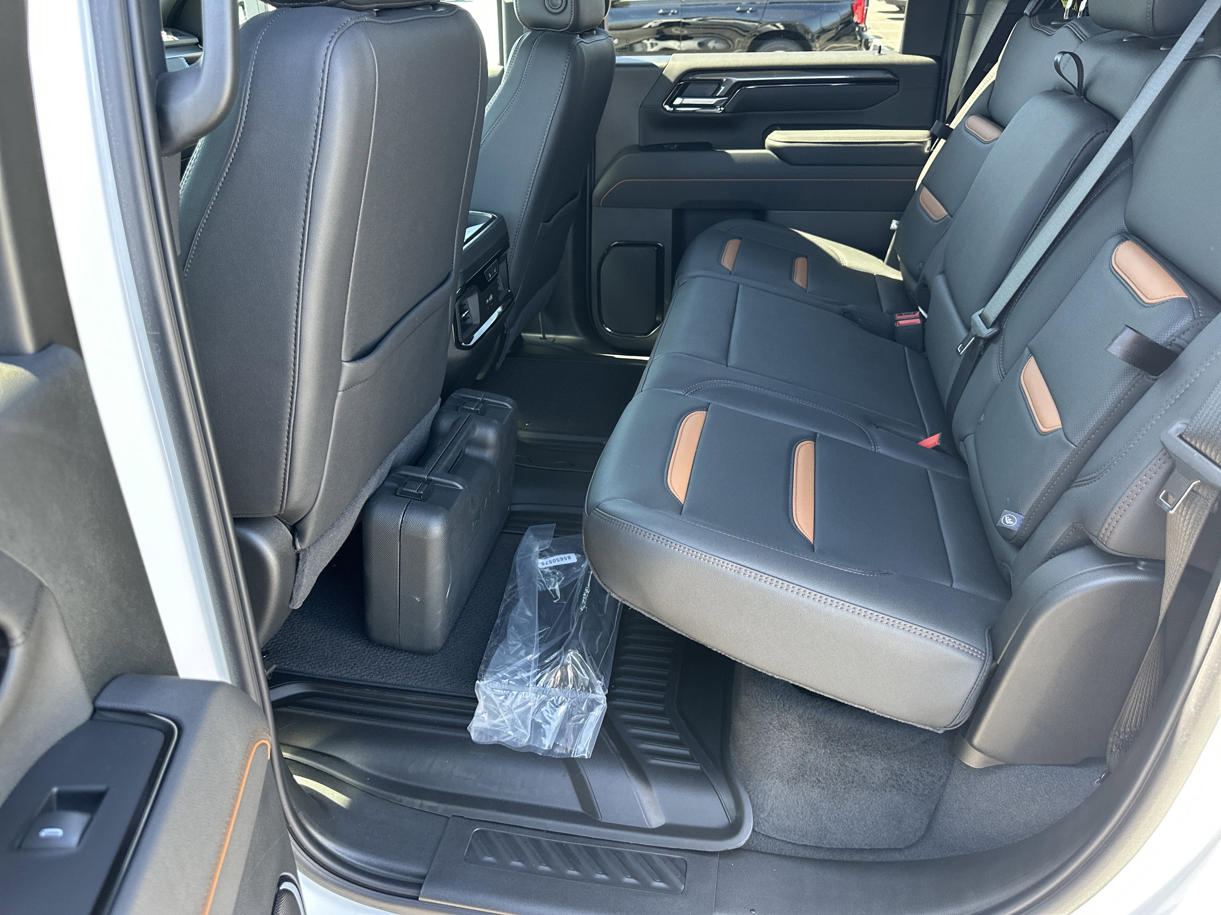 Certified 2025 GMC Sierra 2500 AT4 image 22