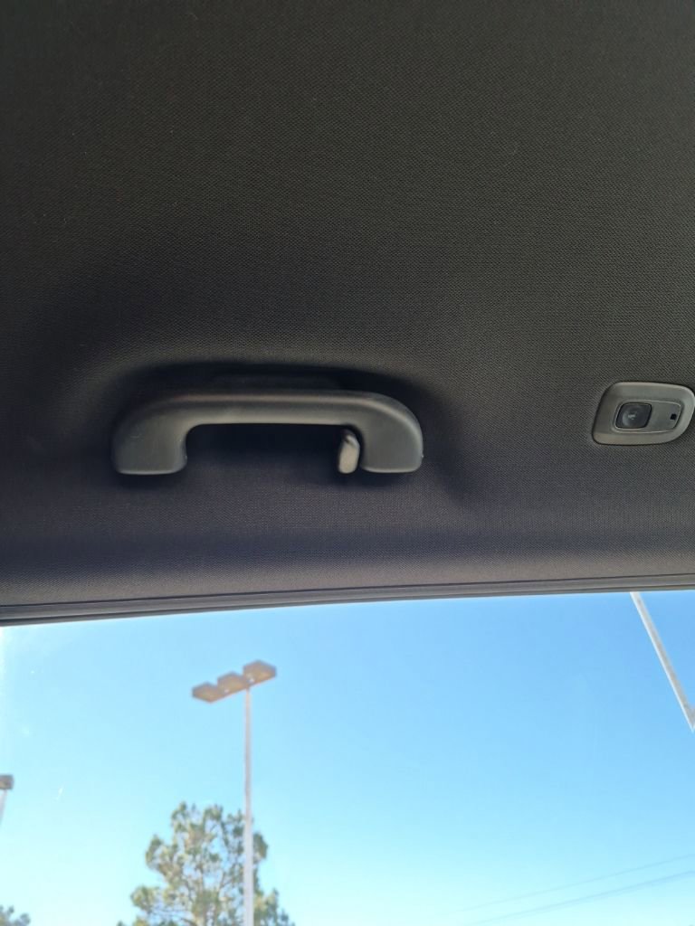 Used 2023 Jeep Grand Cherokee L Altitude AWD/4WD image 55