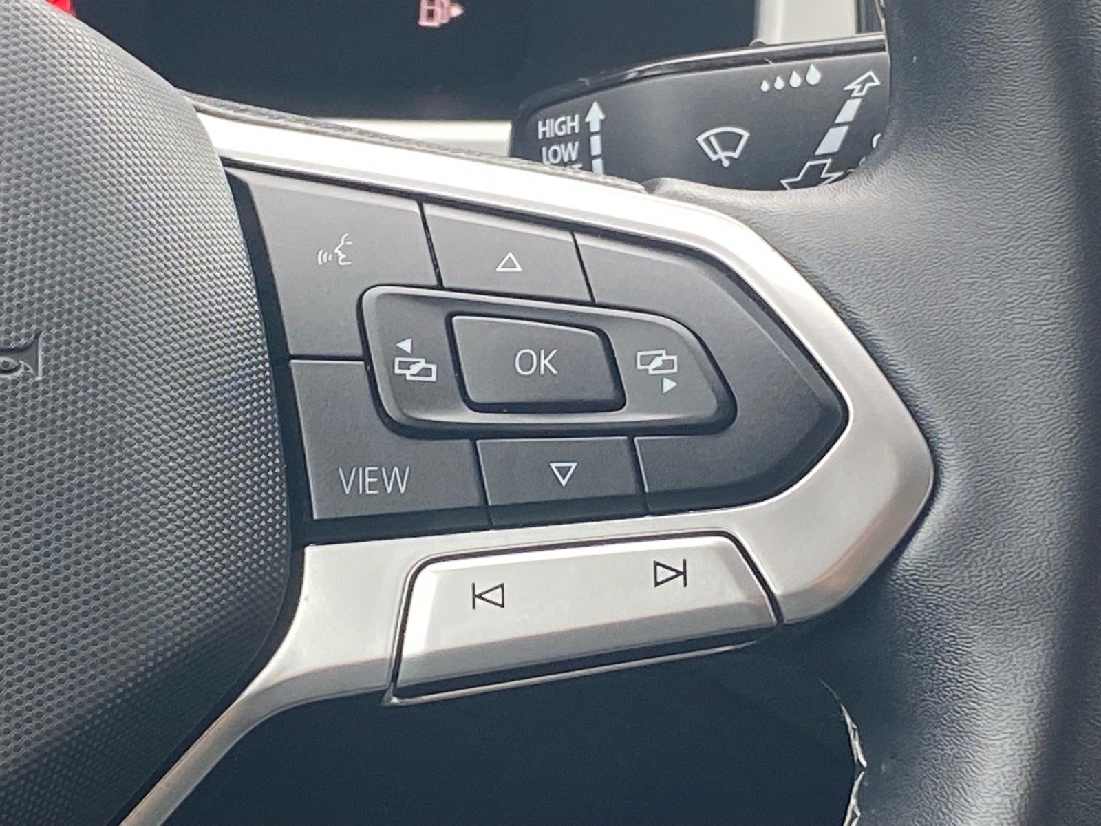 Certified 2022 Volkswagen Atlas SE AWD/4WD image 6