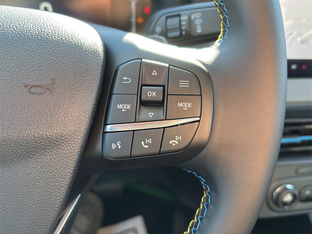 New 2026 Ford Maverick Lobo image 51