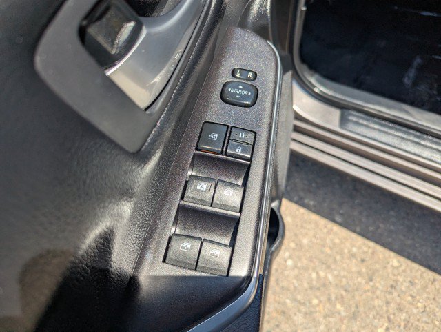 Used 2016 Toyota Camry LE FWD image 10