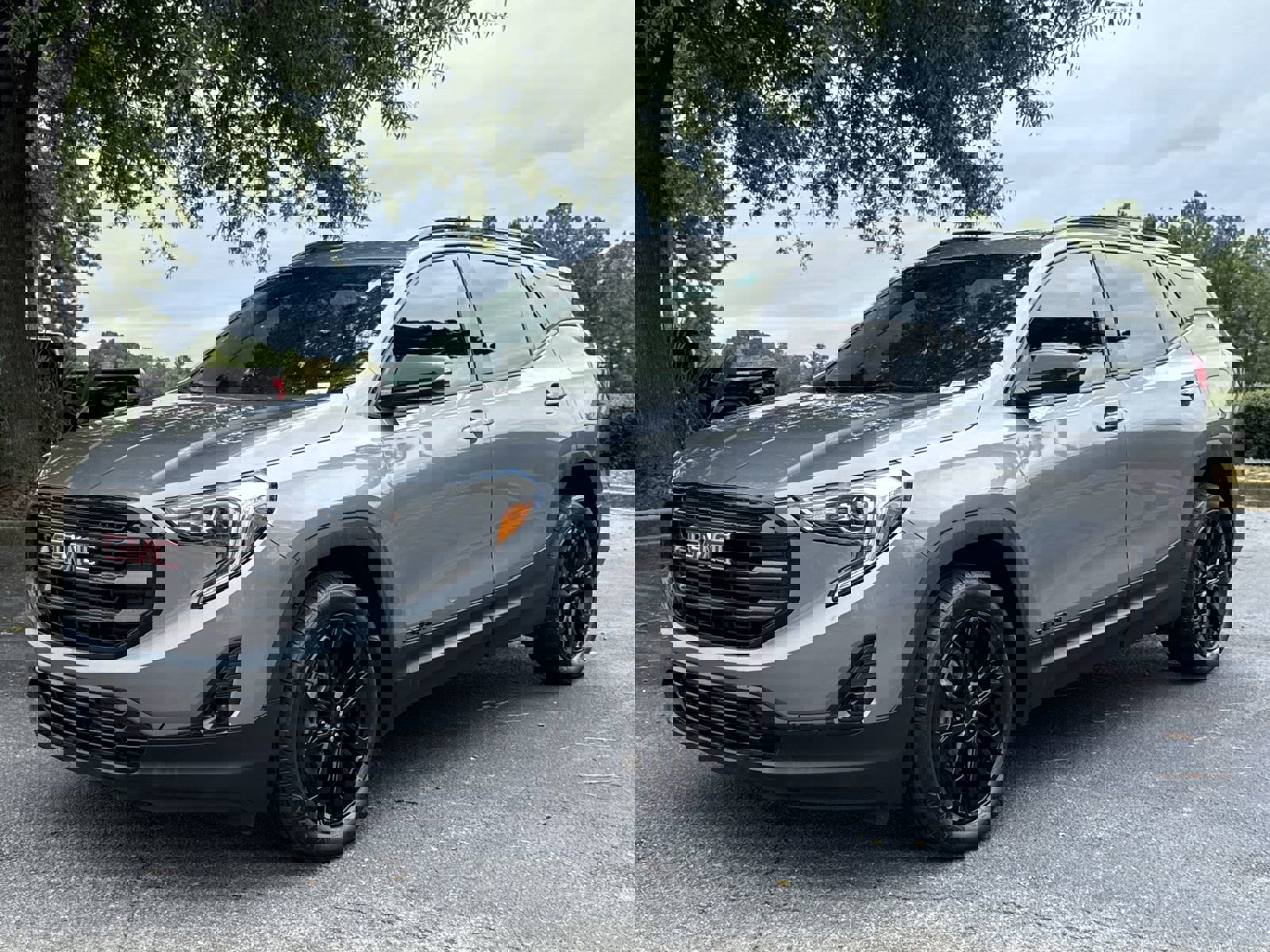 Used 2021 GMC Terrain SLT w/ Elevation Edition image 5