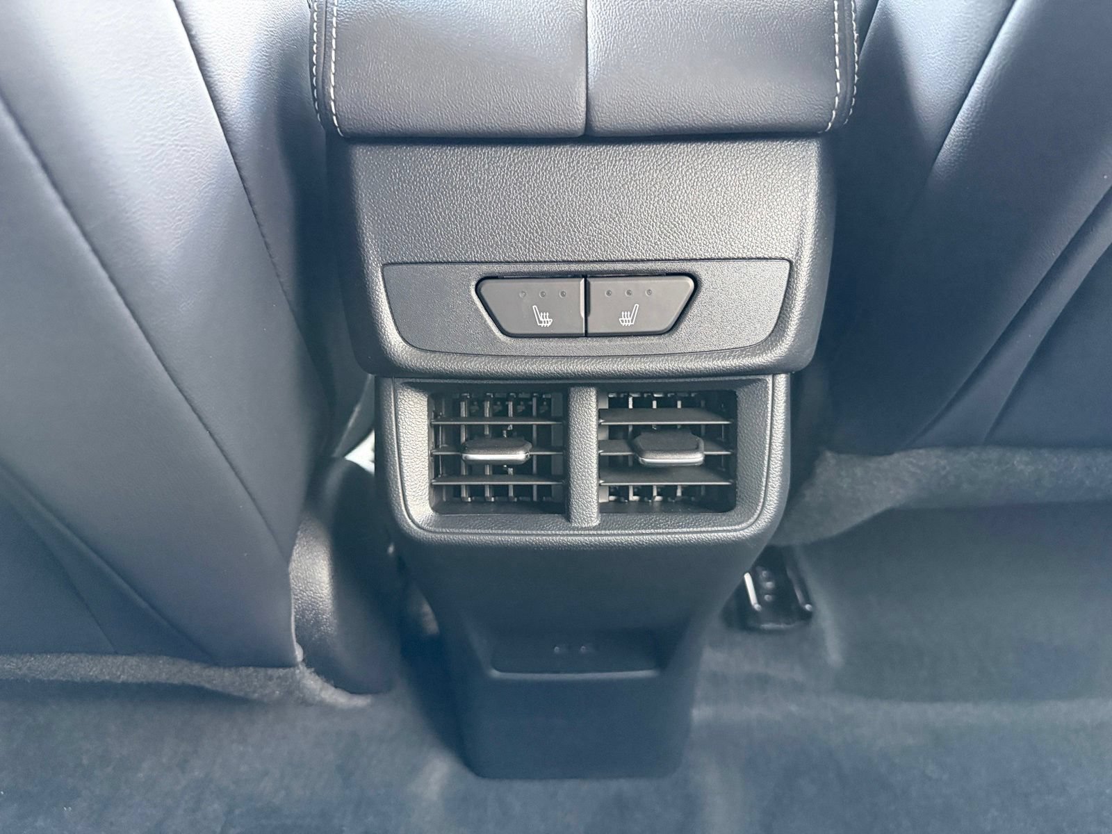New 2026 GMC Terrain Denali AWD/4WD image 29
