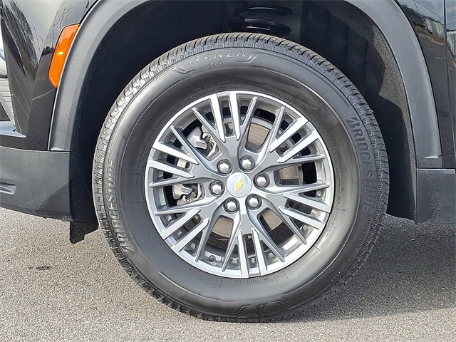 Certified 2025 Chevrolet Traverse LT image 8