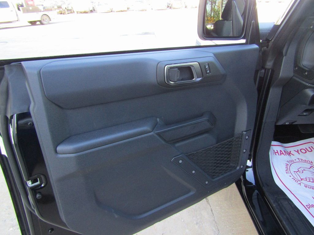 Used 2025 Ford Bronco Big Bend image 19