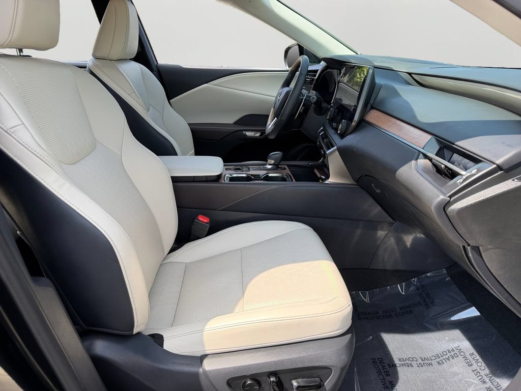 Used 2023 Lexus RX 350 Premium Plus w/ Cold Area Package AWD/4WD image 9