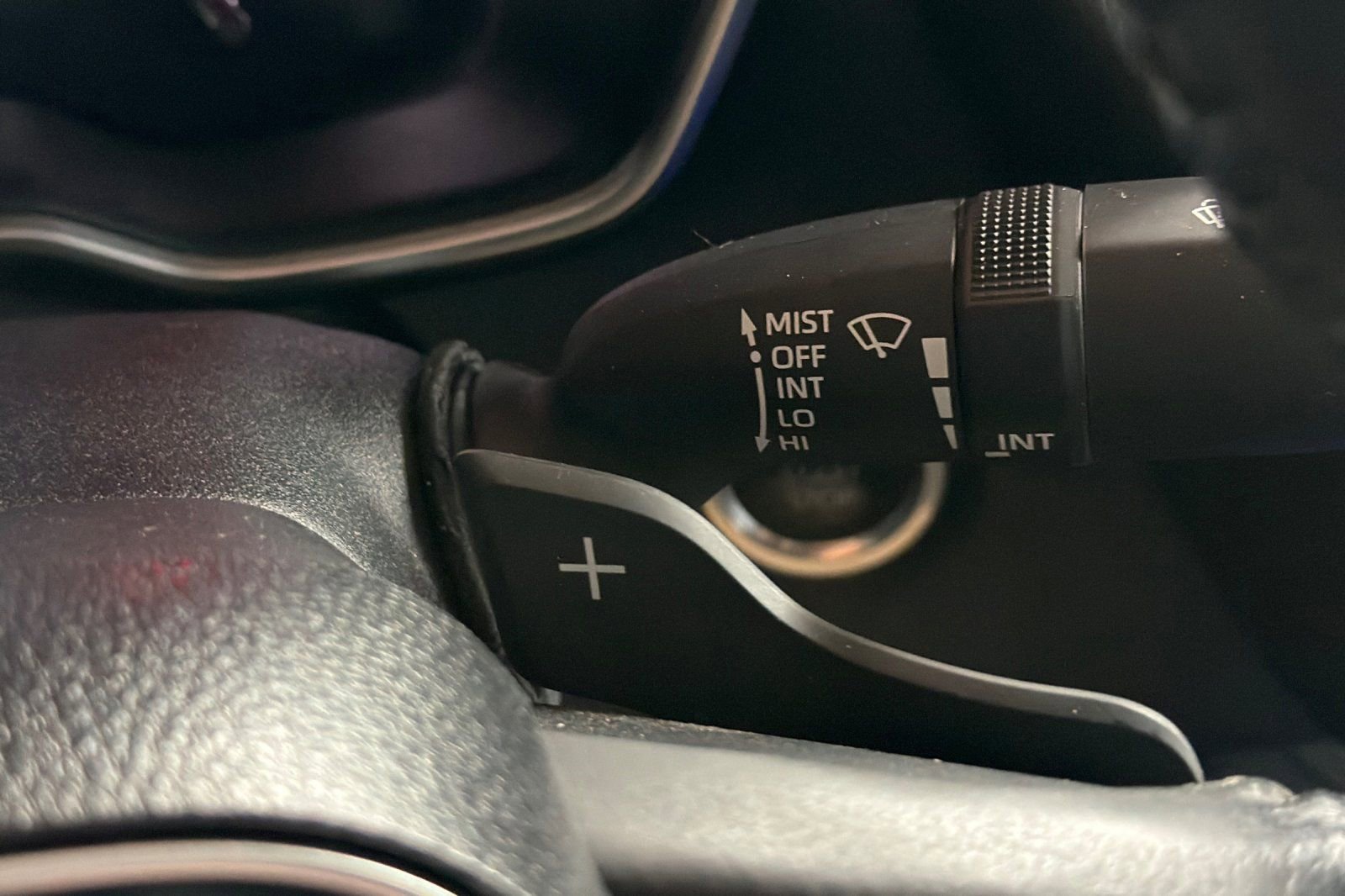 Used 2024 Toyota Corolla XSE FWD image 31