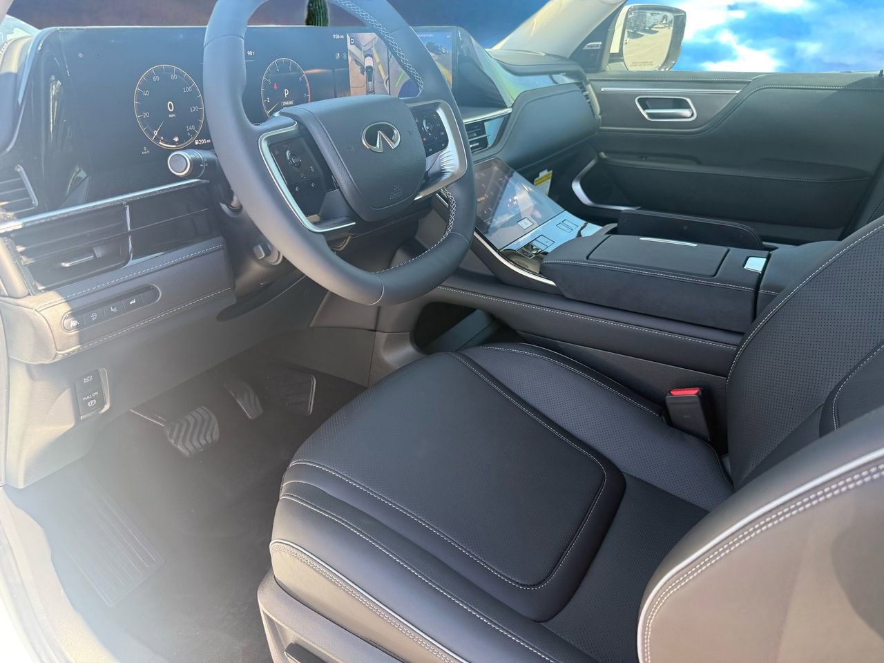 New 2026 INFINITI QX80 Luxe AWD/4WD image 9