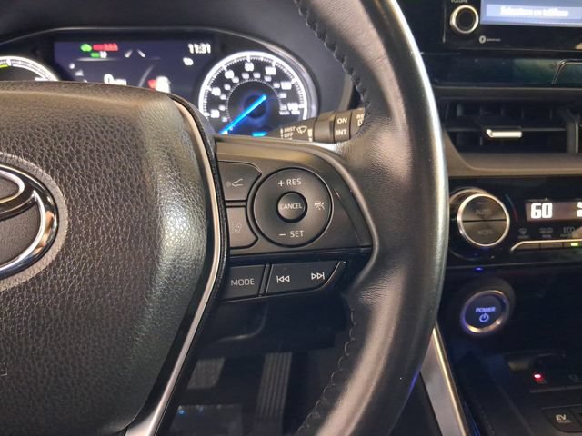 Used 2022 Toyota Venza XLE AWD/4WD image 17