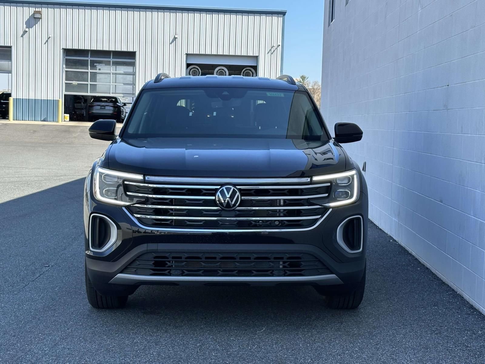 New 2026 Volkswagen Atlas SE FWD image 9