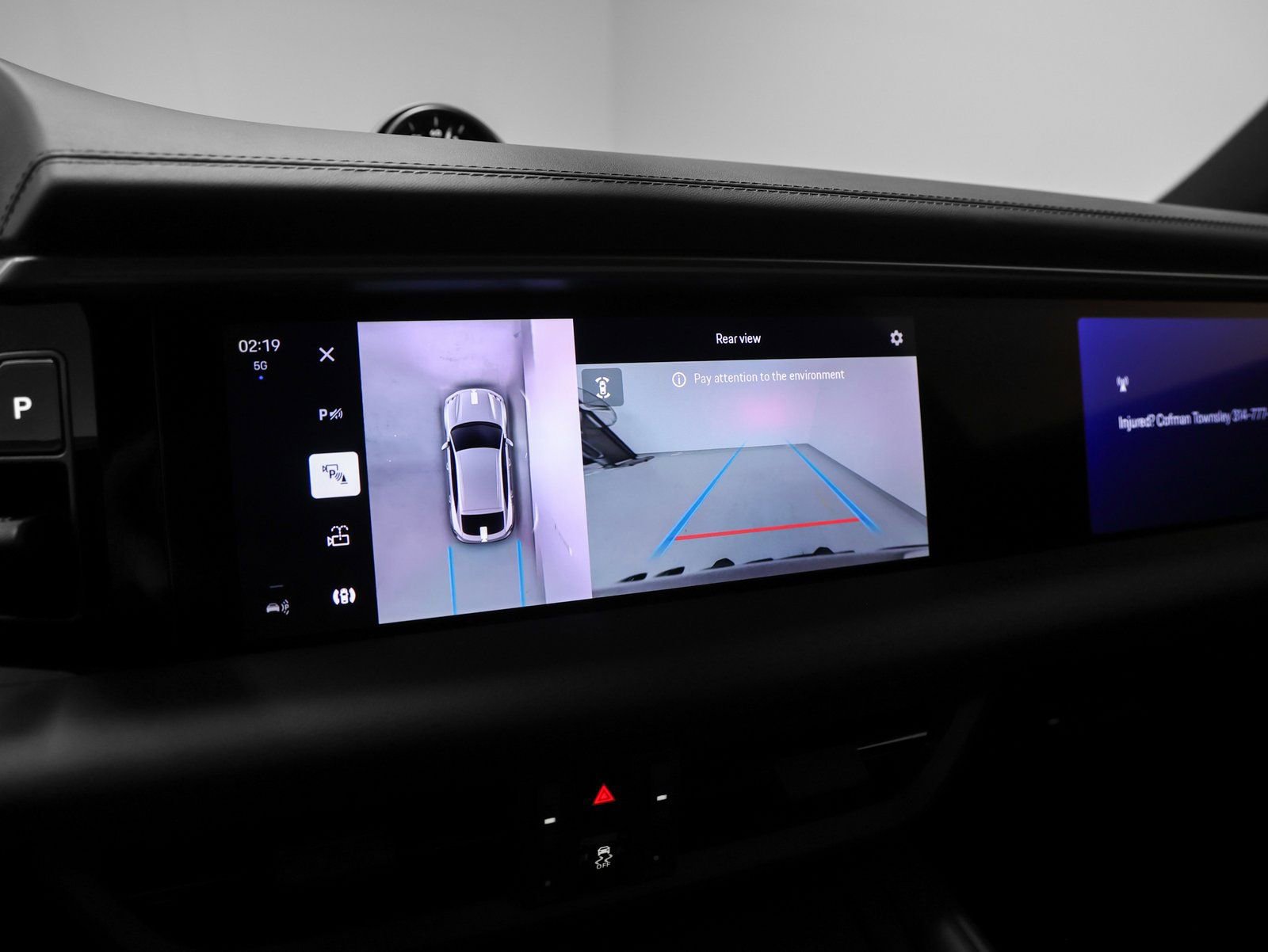 Certified 2025 Porsche Macan 4 Electric image 43