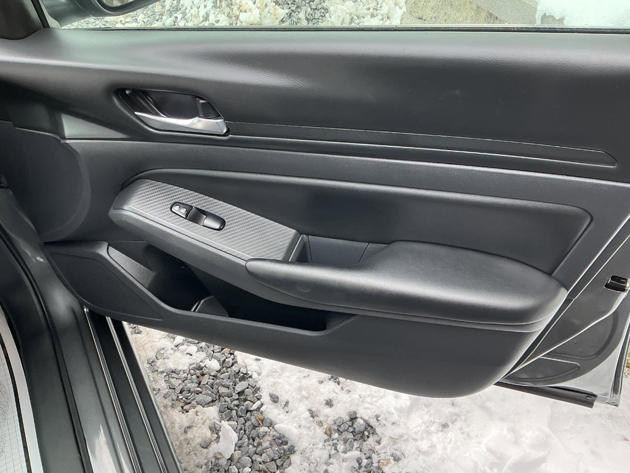 Used 2022 Nissan Altima 2.5 S image 20