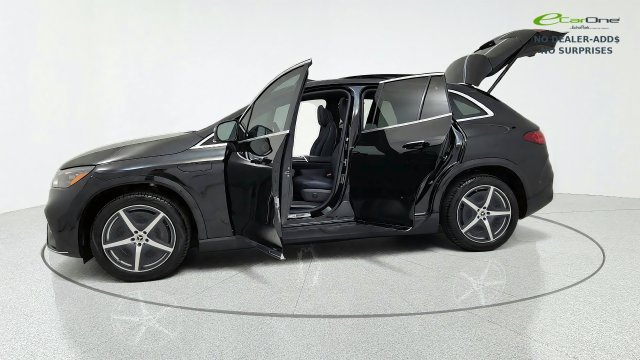 Used 2025 Mercedes-Benz EQE 350+ 4MATIC SUV w/ AMG Line Exterior Package image 15