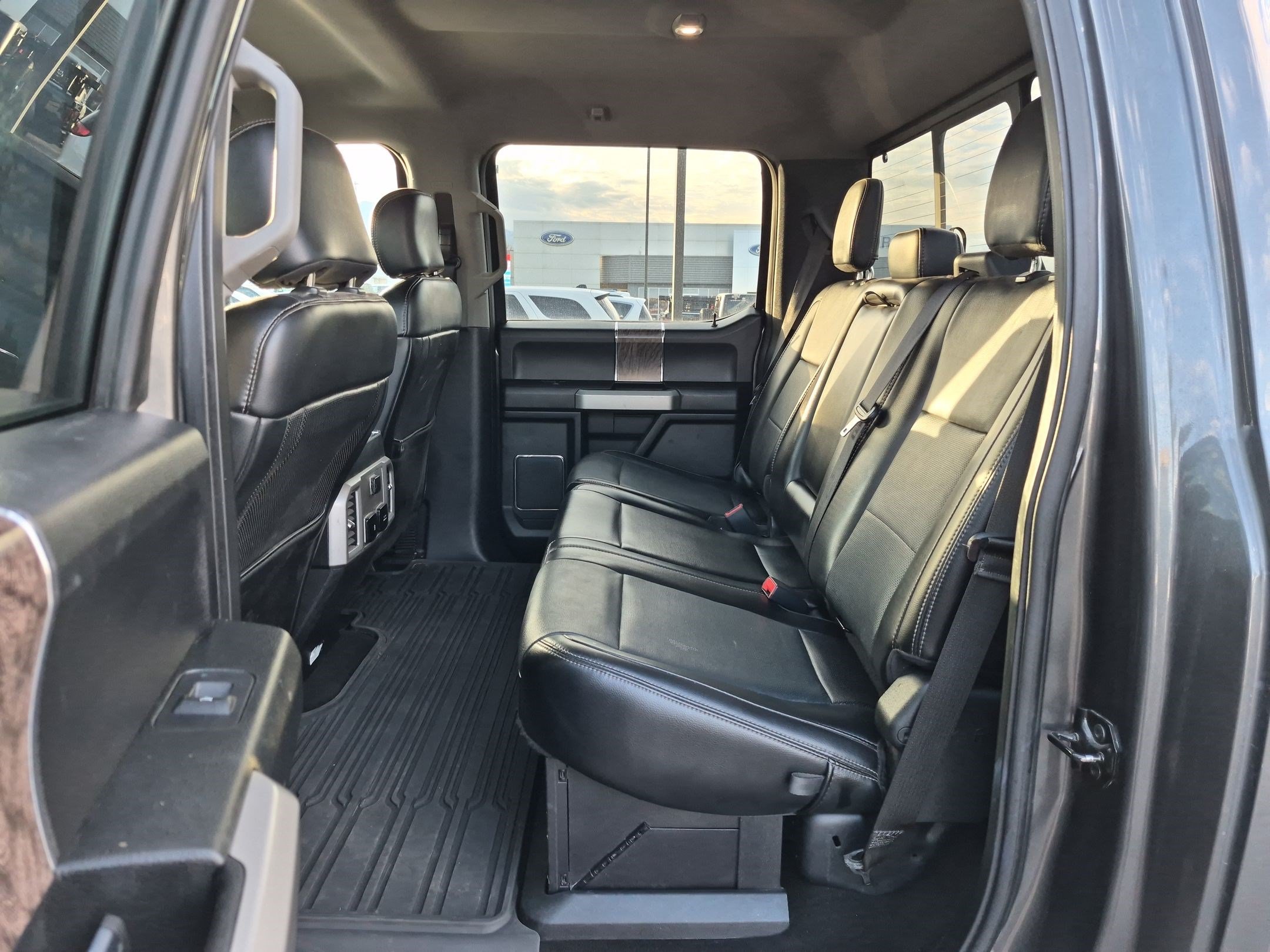 Used 2019 Ford F250 Lariat AWD/4WD image 28