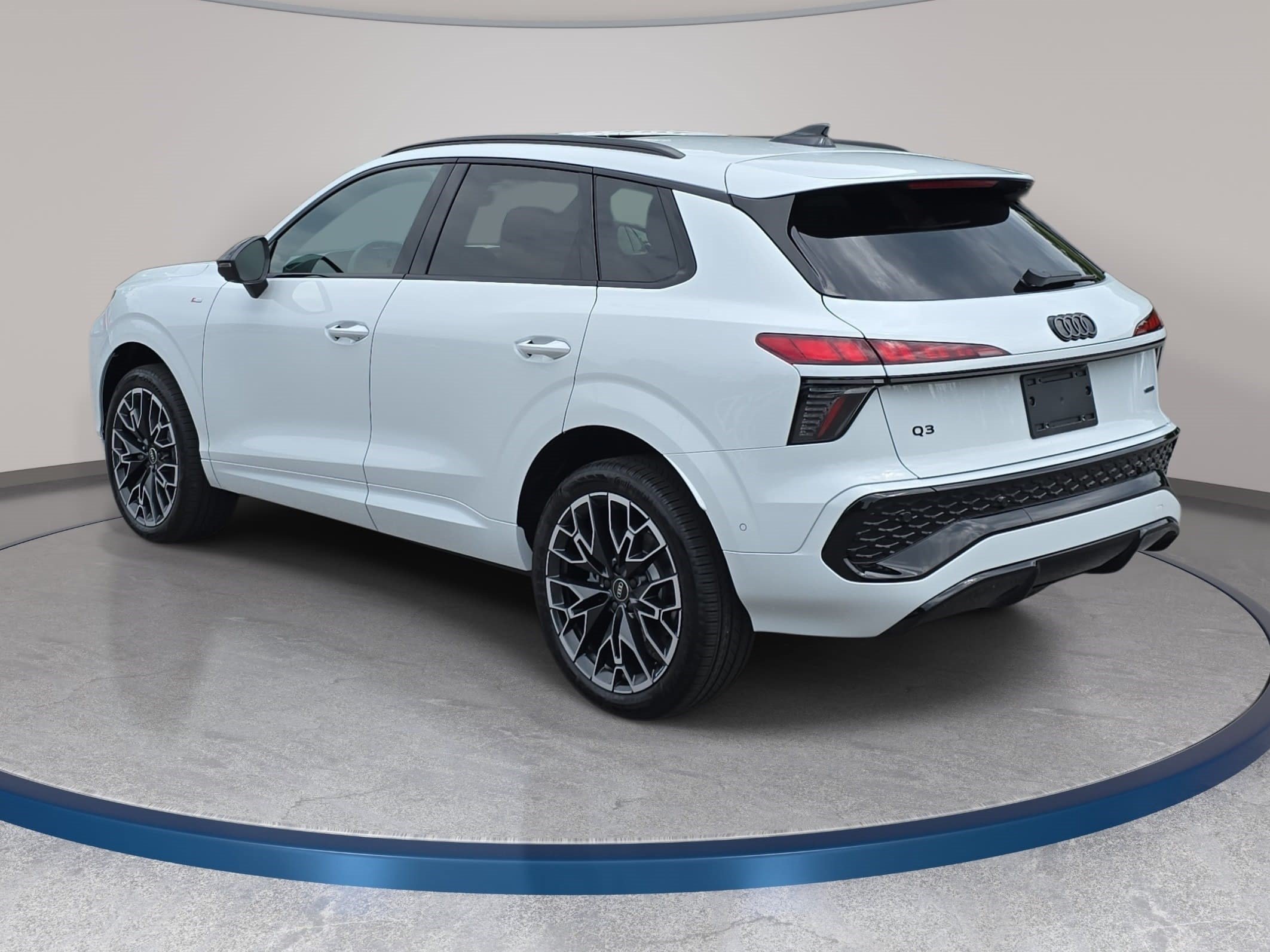 New 2026 Audi Q3 quattro 2.0T AWD/4WD image 7