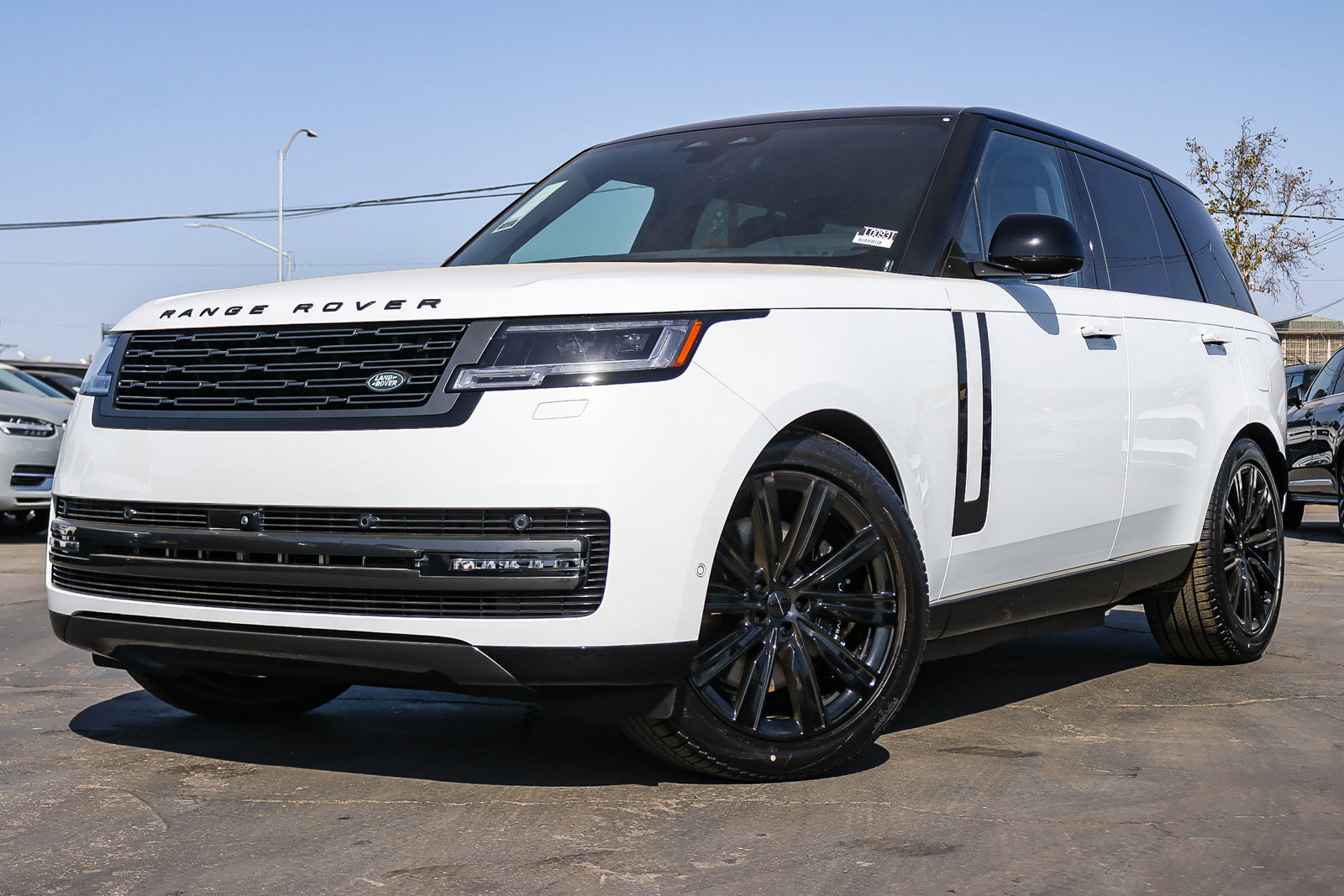 New 2026 Land Rover Range Rover SE
