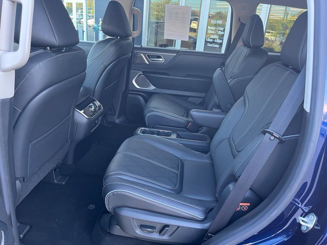 Used 2025 INFINITI QX80 Sensory AWD/4WD image 43