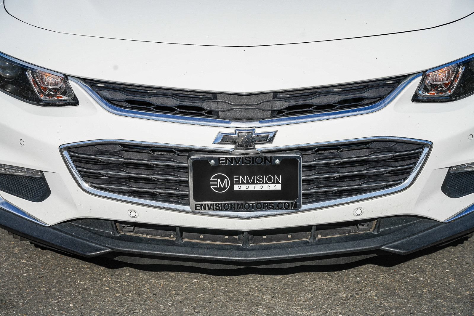 Used 2018 Chevrolet Malibu Premier w/ Premier Sun and Wheel Package FWD image 7